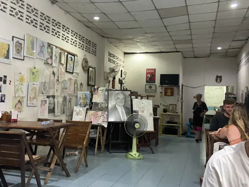 Aunties Restaurant - Image 6
