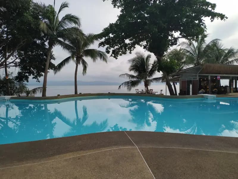 Cocohut Beach Resort - Image 3
