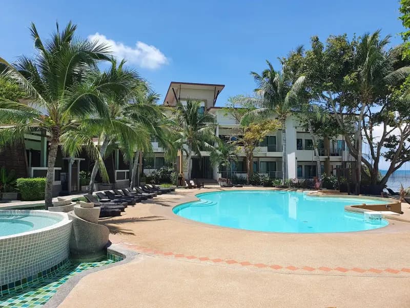Cocohut Beach Resort - Image 6