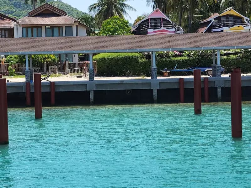 Haad Rin Pier