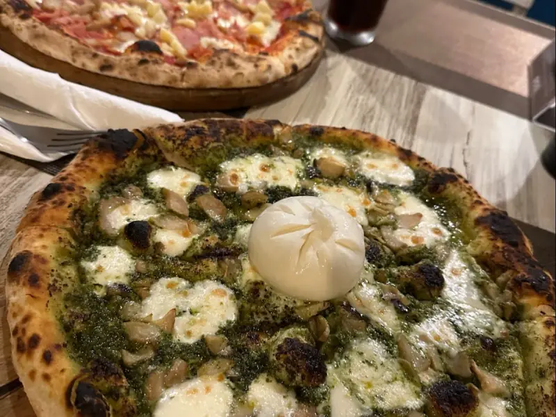 Mandolino Pizzeria - Image 3