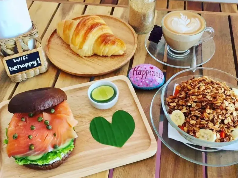 Mimi's Café - Image 4