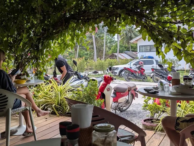 Mimi's Café - Image 6