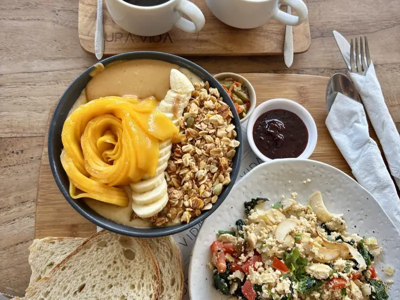 Pura Vida Cafe - Image 3