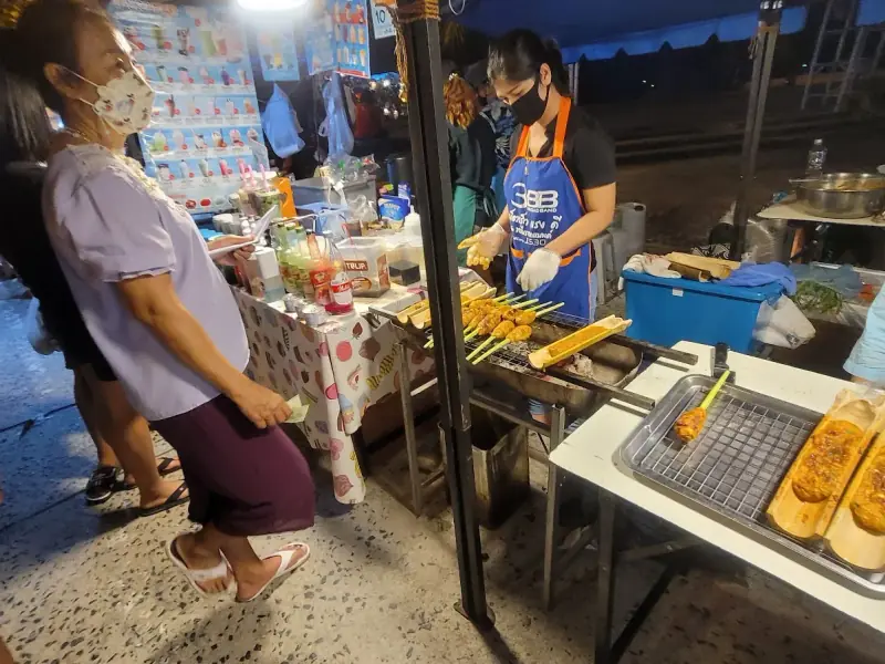 Saturday Walking Street Market - Image 8
