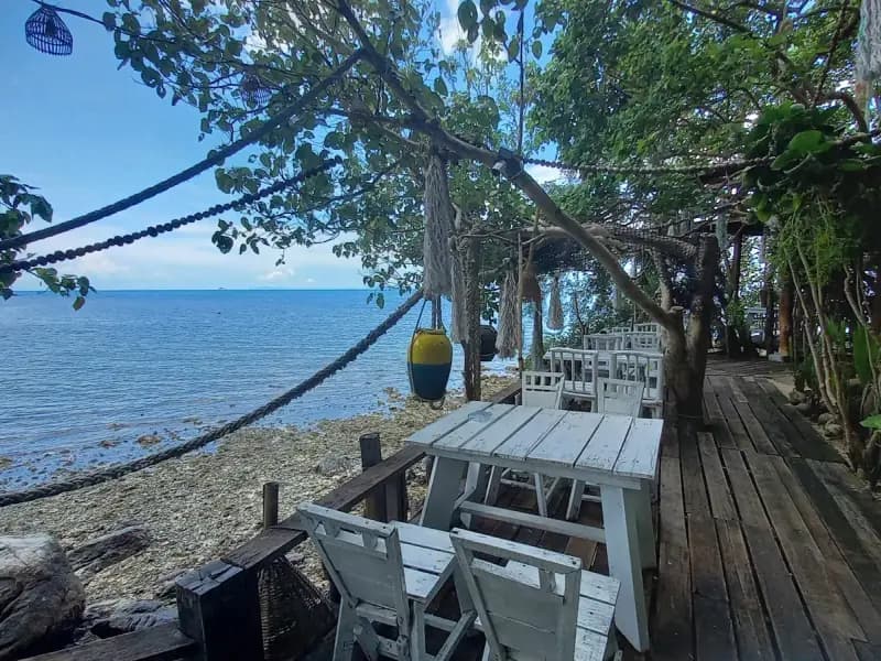 Secret Beach - Image 6