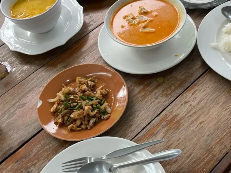 Aunties Restaurant - Image 8