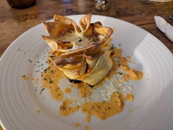 Fabio's Restaurant - Image 5