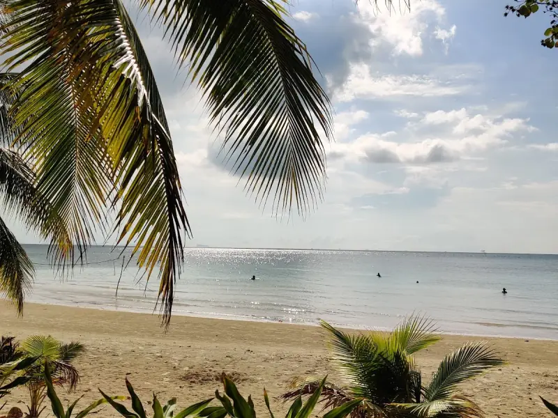 Haad Yao Beach - Image 7