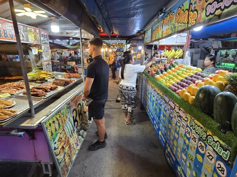 Pantip Market - Image 2