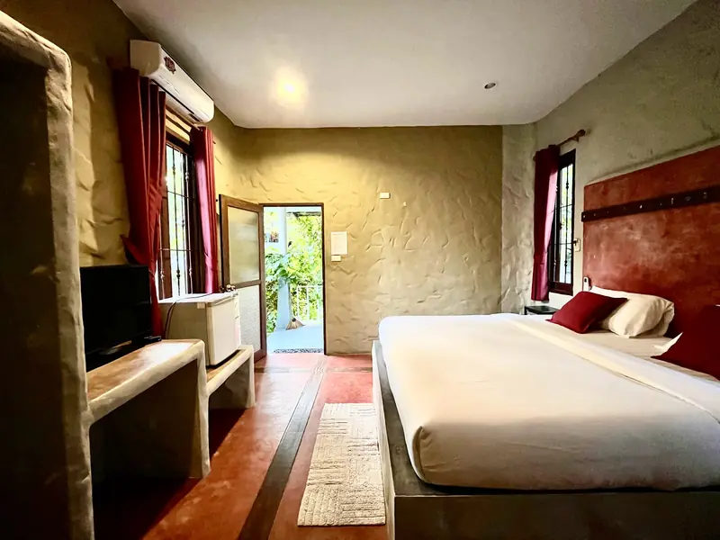 Sabaii Bay Resort - Image 2