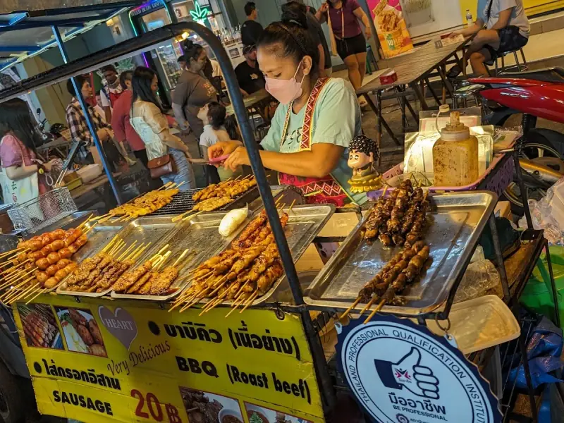 Saturday Walking Street Market - Image 2